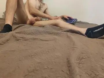 Gay sex chat with Lyrro - camgaychat.com - France