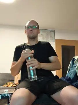 Gay sex chat with Toilettenverbot - camgaychat.com