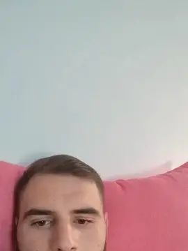 Gay sex chat with armando467 - camgaychat.com - Britain