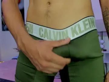 Gay sex chat with daley_anholt - camgaychat.com - Britain