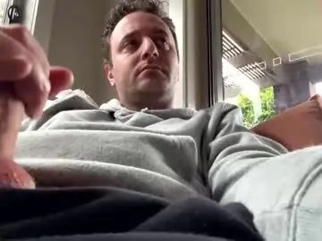 Gay sex chat with bigaussie4all - camgaychat.com - Britain