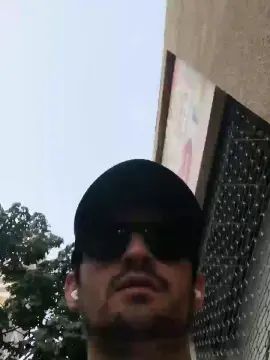 Gay sex chat with amig_fun2 - camgaychat.com - Spain