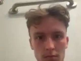 Gay sex chat with cl2729 - camgaychat.com