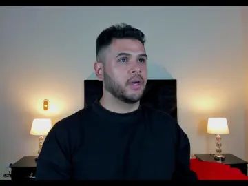 Gay sex chat with DamianDomenico - camgaychat.com - Britain