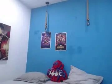 Gay sex chat with patrick_glaass - camgaychat.com - Britain