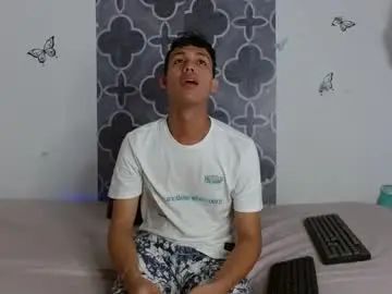 Gay sex chat with diegodakoda_01 - camgaychat.com - Spain
