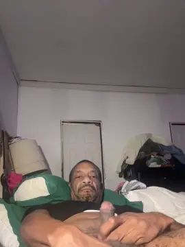 Gay sex chat with jermainemcbrid3 - camgaychat.com - Britain