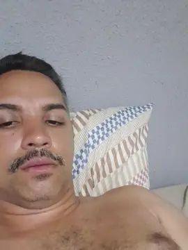 Gay sex chat with 40AtvSP - camgaychat.com