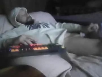 Gay sex chat with nice_one7411 - camgaychat.com - Britain