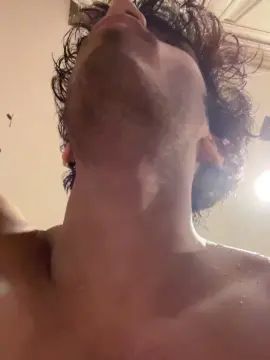 Gay sex chat with BrownBoyCheeks6 - camgaychat.com - Britain