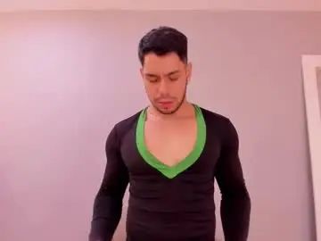 Gay sex chat with axelblue_ - camgaychat.com - Britain