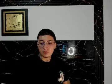 Gay sex chat with jeicoo_grey - camgaychat.com - Spain