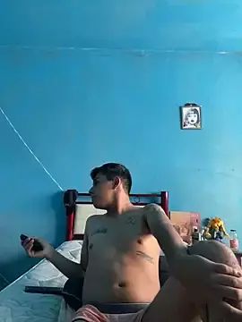 Gay sex chat with Adriano_steel - camgaychat.com - Spain