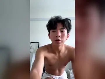 Gay sex chat with rrann123 - camgaychat.com - Britain