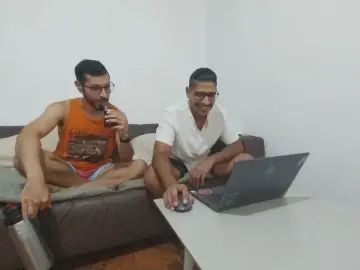 Gay sex chat with Loup369 - camgaychat.com - Portugal