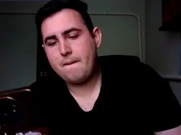 Gay sex chat with roguemax6 - camgaychat.com - Britain