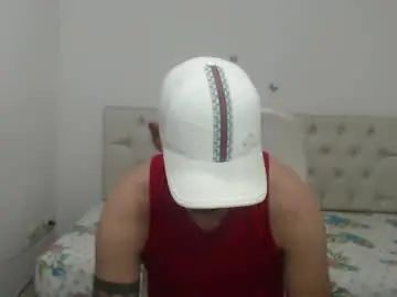 Gay sex chat with wildchris_ - camgaychat.com - Spain