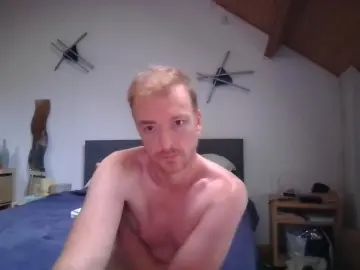 Gay sex chat with floflo203 - camgaychat.com - France