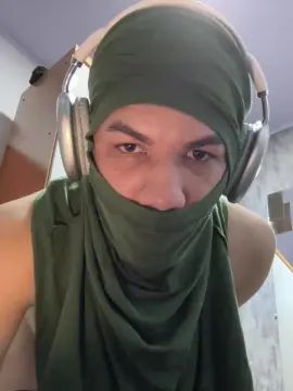 Gay sex chat with santhi39 - camgaychat.com - Portugal