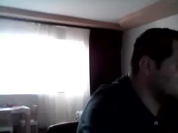 Gay sex chat with mezelk1688 - camgaychat.com - Britain