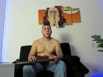 Gay sex chat with rayder_tg - camgaychat.com - Britain