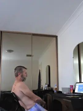 Gay sex chat with UncleAus - camgaychat.com - Britain