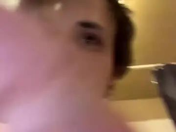 Gay sex chat with jcribbs - camgaychat.com - Britain