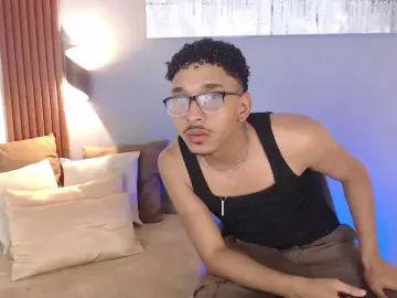 Gay sex chat with Julian_Dark_ - camgaychat.com - Britain