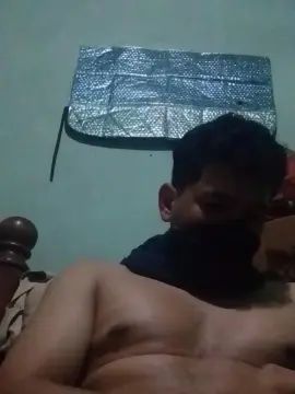 Gay sex chat with Darwinmay4 - camgaychat.com - Spain