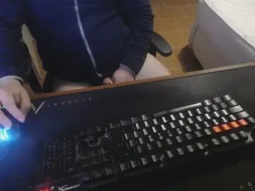 Gay sex chat with 23534 - camgaychat.com - Spain