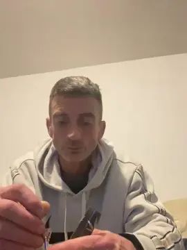 Gay sex chat with Davy700 - camgaychat.com - France