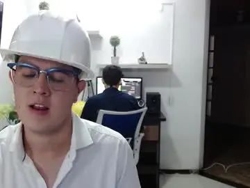 Gay sex chat with mateo_strong - camgaychat.com - Spain