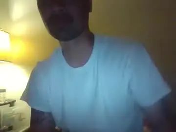 Gay sex chat with meljohnpintor611 - camgaychat.com - Britain