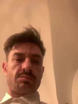 Gay sex chat with Worldwide28 - camgaychat.com - Italy