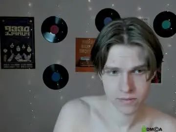 Gay sex chat with aiden_wave - camgaychat.com - Britain