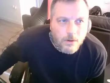 Gay sex chat with giv_u_what_u_want - camgaychat.com - Britain