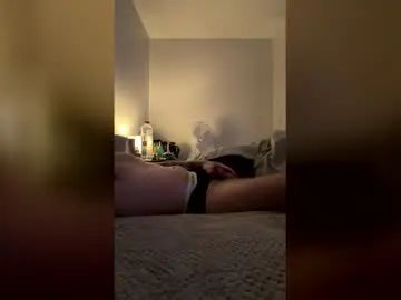 Gay sex chat with billy586891 - camgaychat.com - Britain