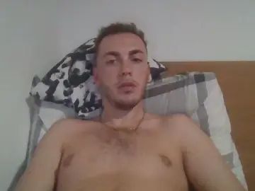 Gay sex chat with hugediick22 - camgaychat.com - Spain