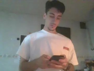 Gay sex chat with Angelprivvt - camgaychat.com - Britain