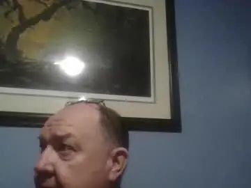 Gay sex chat with happyguy420fn - camgaychat.com - Britain