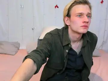 Gay sex chat with Volan_Starts - camgaychat.com - Russia