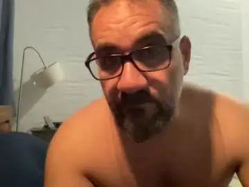 Gay sex chat with amirsds3298129 - camgaychat.com - Britain
