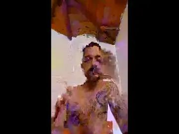 Gay sex chat with groovetalent - camgaychat.com