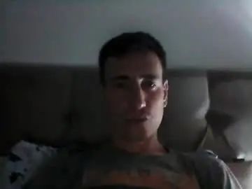 Gay sex chat with marcos8232558 - camgaychat.com - Britain