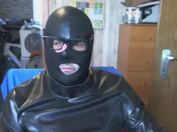 Gay sex chat with latexboy37 - camgaychat.com - Germany