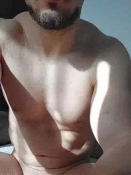 Gay sex chat with Bigantox90 - camgaychat.com - Britain