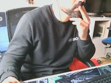 Gay sex chat with Ask_88 - camgaychat.com - Spain