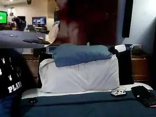 Gay sex chat with canadaguy-1978 - camgaychat.com