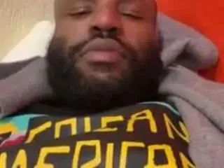 Gay sex chat with mrlongma - camgaychat.com