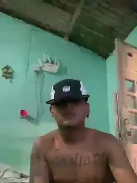 Gay sex chat with Pirocudopeofc - camgaychat.com - Portugal